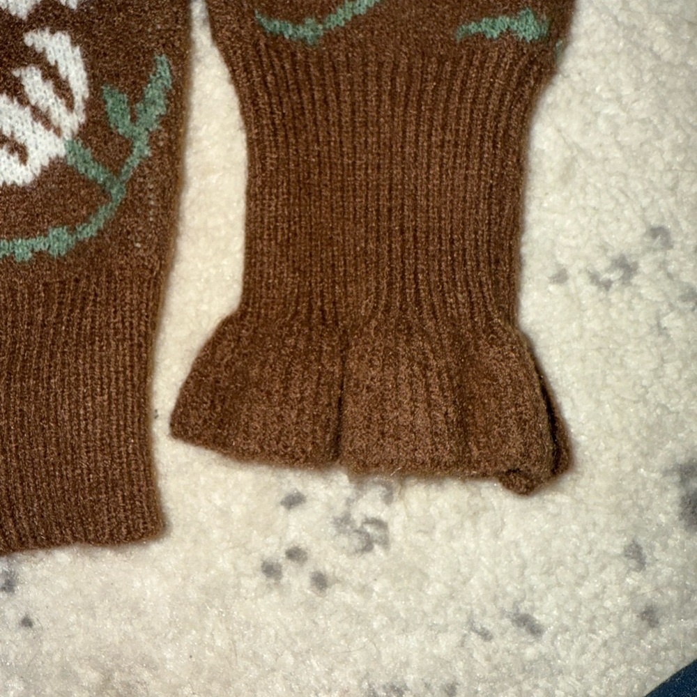 Cider Patterned Sweater - Picture 3 of 3